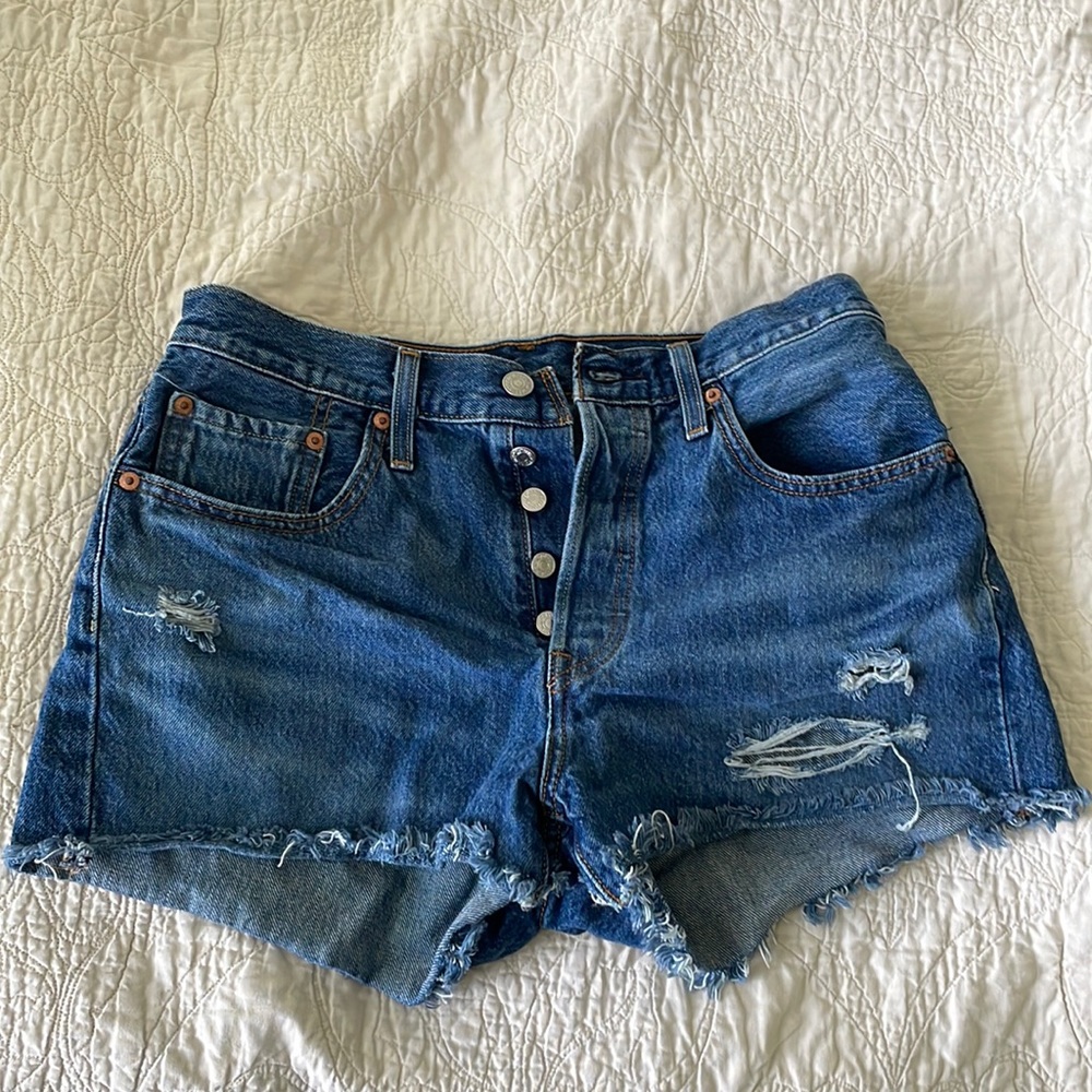 Levi Jean Shorts